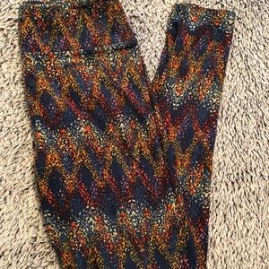 ❤️Spotted Lularoe Leggings
